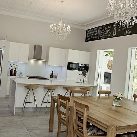 Cape Karoo Guesthouse Б’юфорт-Вест Екстер'єр фото