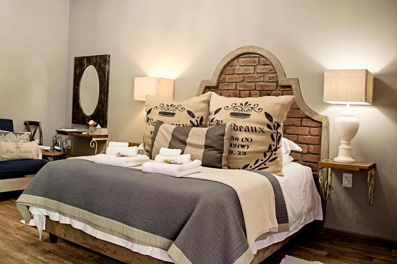Cape Karoo Guesthouse Б’юфорт-Вест Екстер'єр фото